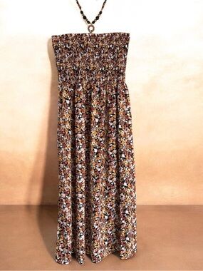 Cassee’s Shirred Maxi Dress With Beaded Halter Neck Size XL